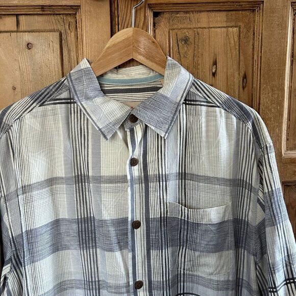 Tommy Bahama Medium Silk Button Front Shirt Short Sleeve White Gray Plaid - Picture 3 of 13